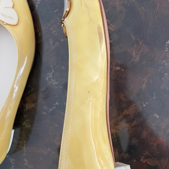 Louis Vuitton butterfly flats - Picture 8 of 8